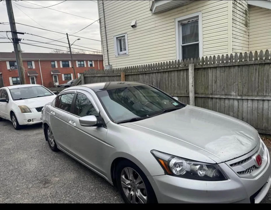 2012 Honda Accord 8th Gen - Image 3 of 9
