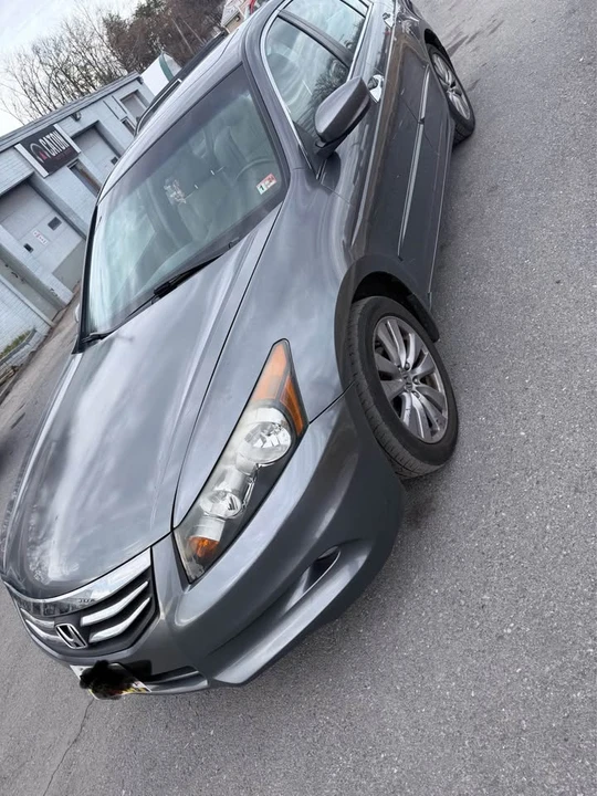 2012 Honda Accord 8th Gen - Image 2 of 14
