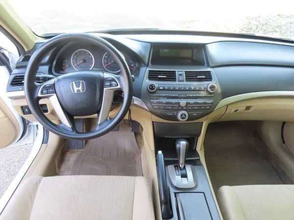 2012 Honda Accord 8th Gen - Image 6 of 8