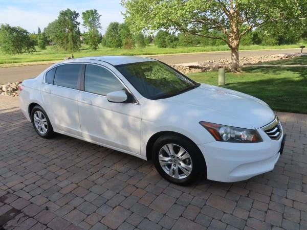 2012 Honda Accord 8th Gen - Image 2 of 8