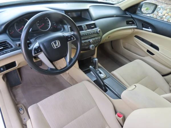 2012 Honda Accord 8th Gen - Image 4 of 8