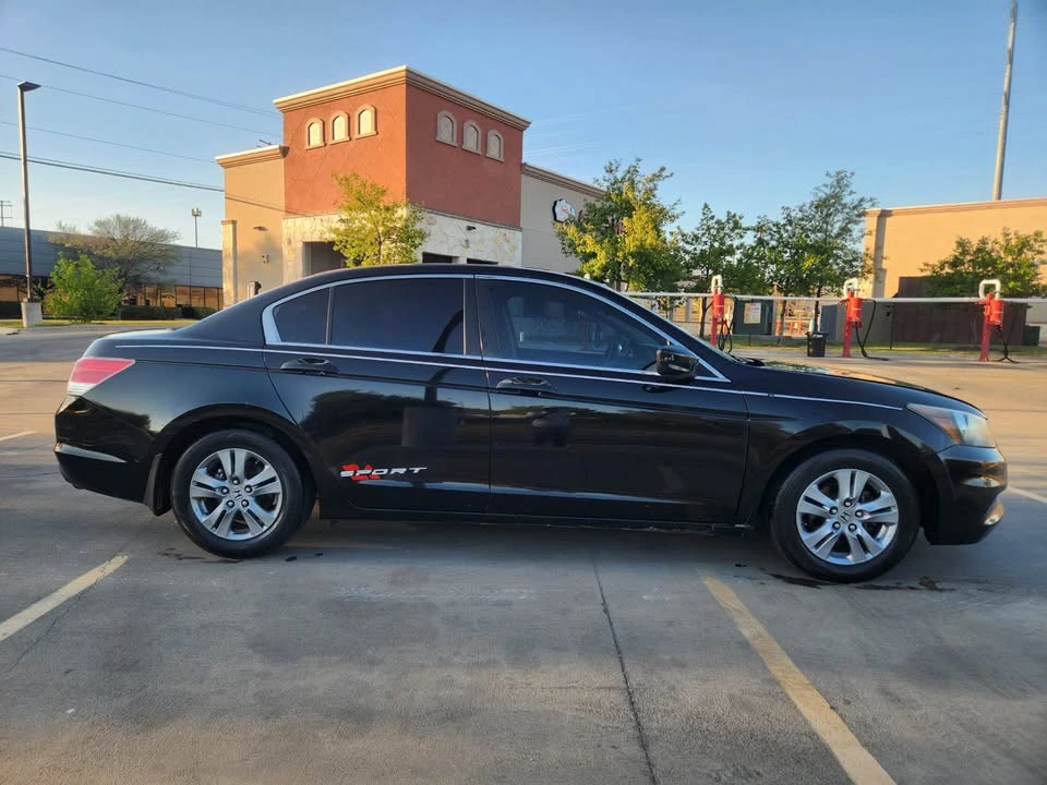 2012 Honda Accord 8th Gen - Image 6 of 9