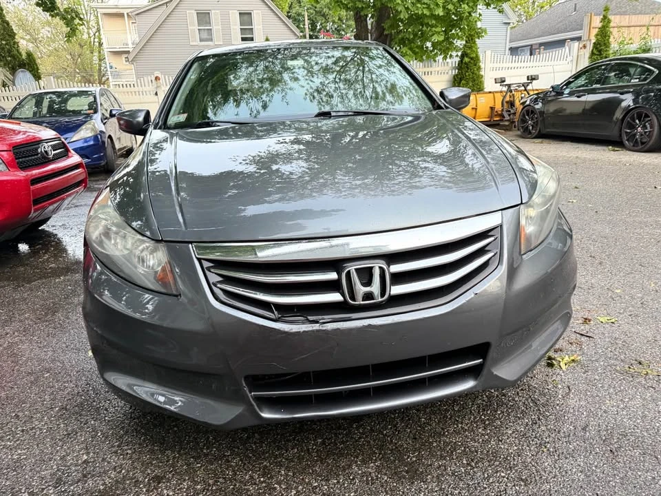 2012 Honda Accord 8th Gen - Image 4 of 9