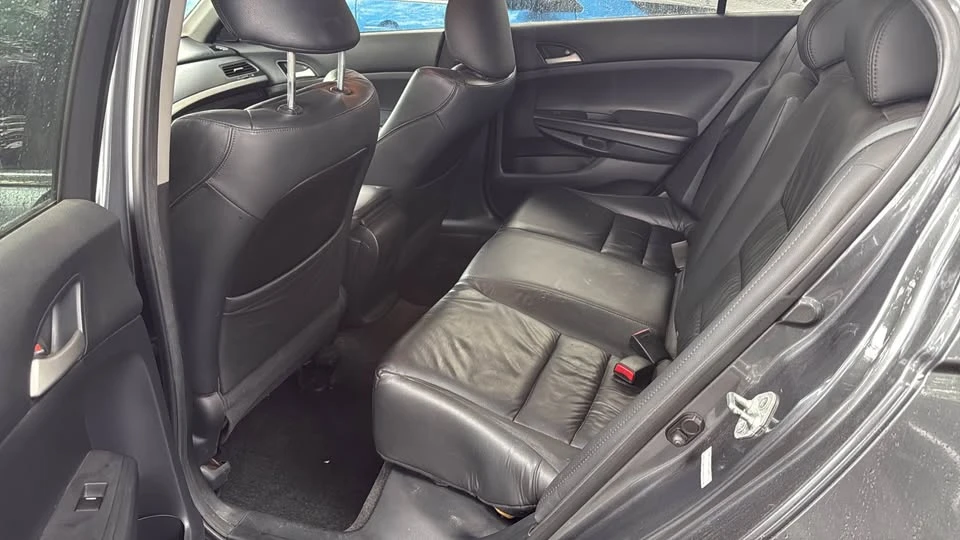 2012 Honda Accord 8th Gen - Image 2 of 9