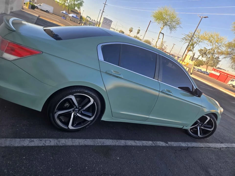2012 Honda Accord 8th Gen - Image 2 of 8
