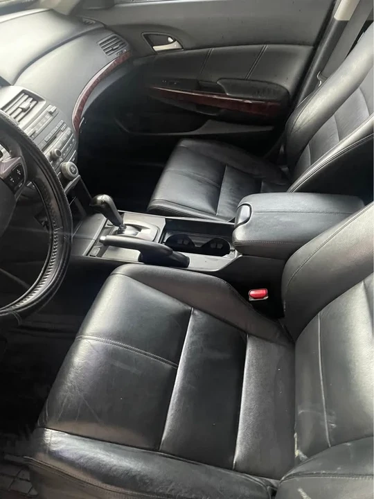 2012 Honda Accord 8th Gen - Image 2 of 4