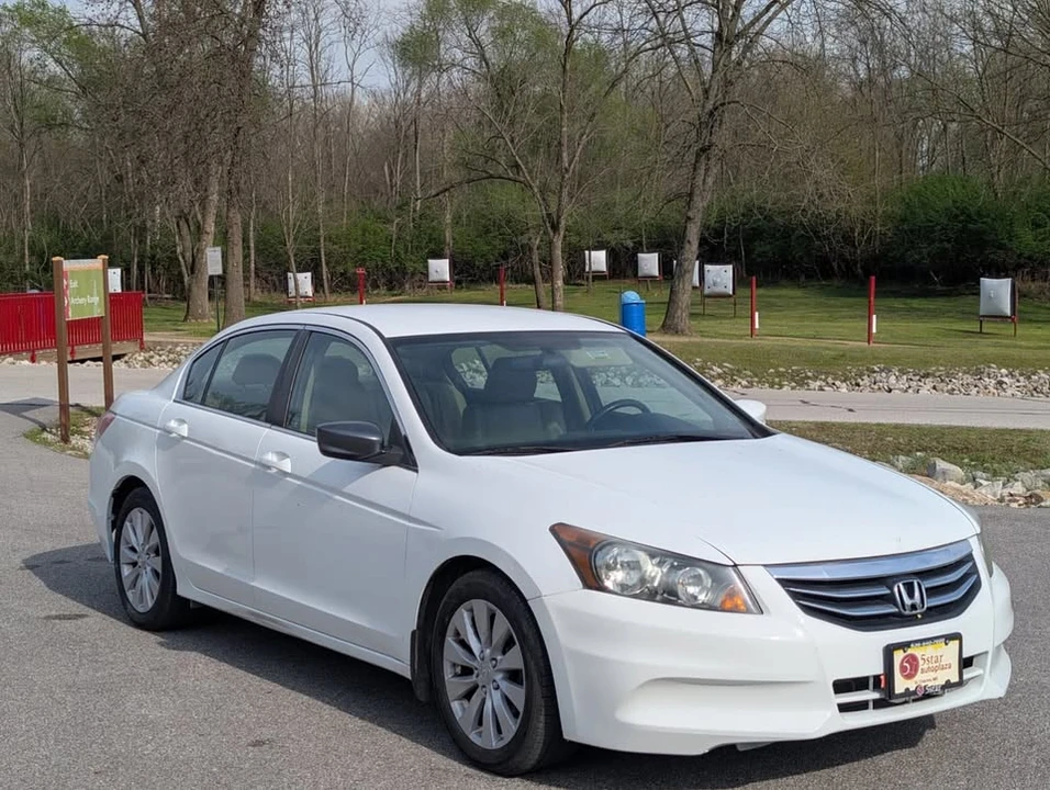 2012 Honda Accord 8th Gen - Image 7 of 14
