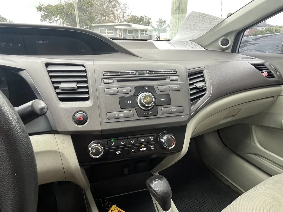 2012 Honda Civic 9th Gen - Image 8 of 10