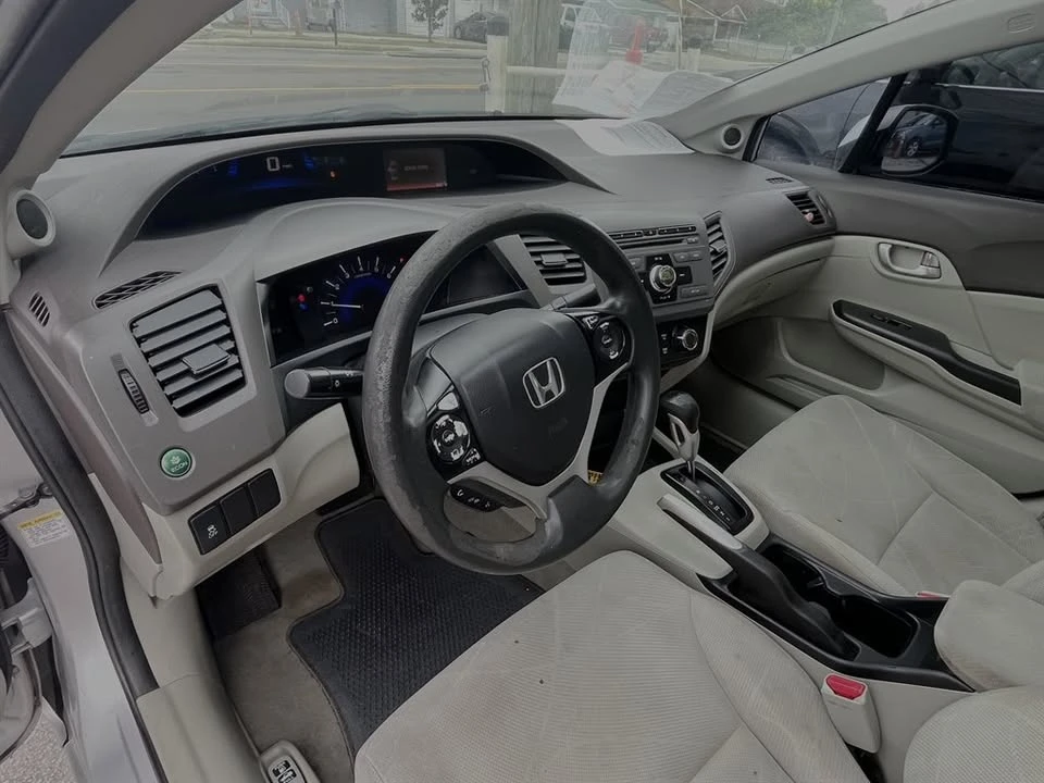 2012 Honda Civic 9th Gen - Image 6 of 10
