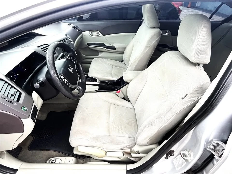 2012 Honda Civic 9th Gen - Image 5 of 10