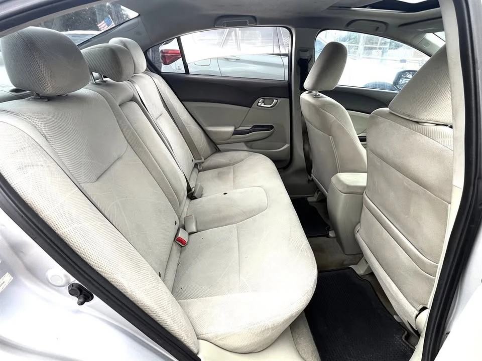 2012 Honda Civic 9th Gen - Image 9 of 10