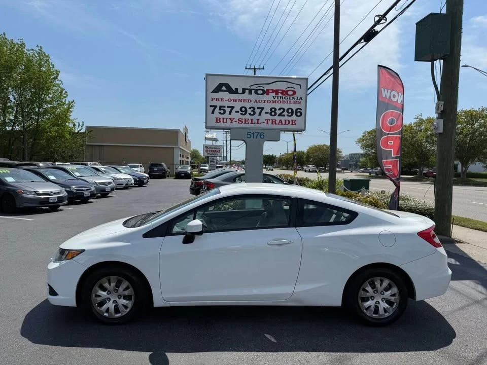 2012 Honda Civic 9th Gen - Image 2 of 16