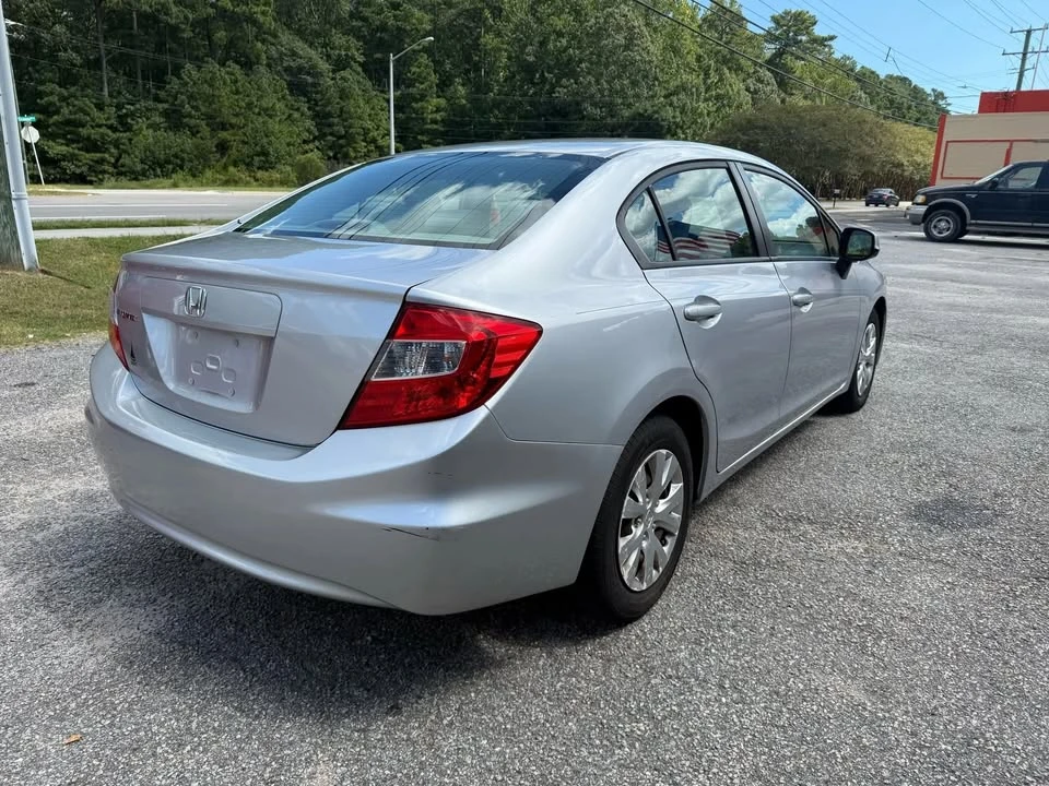 2012 Honda Civic 9th Gen - Image 5 of 20