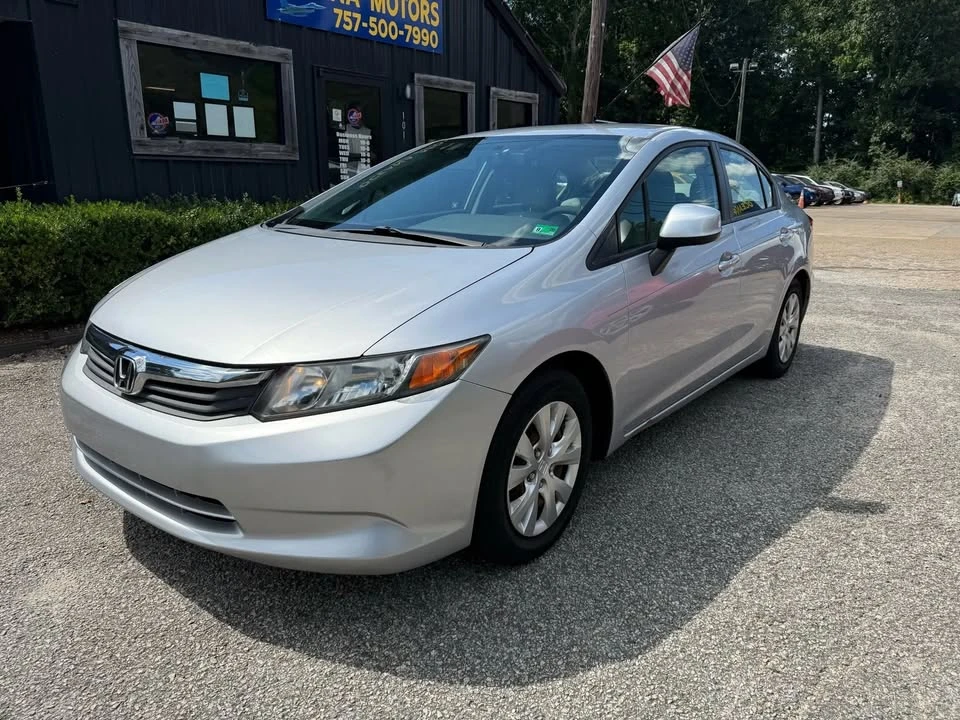2012 Honda Civic 9th Gen - Image 9 of 20