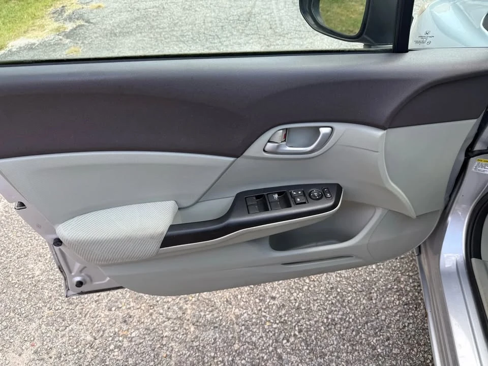 2012 Honda Civic 9th Gen - Image 17 of 20