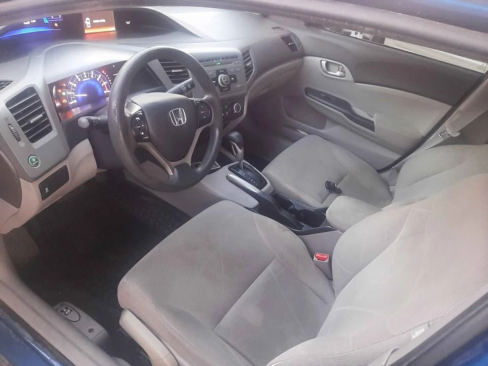 2012 Honda Civic 9th Gen - Image 7 of 17