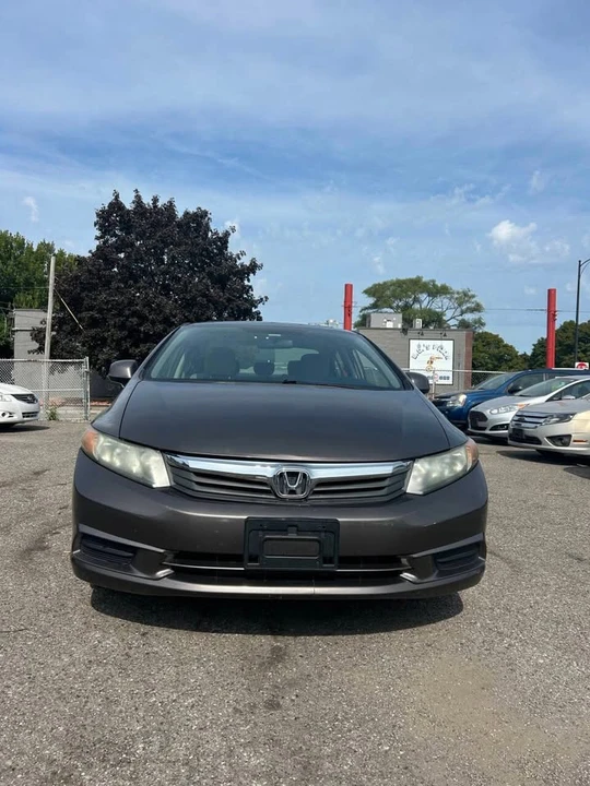2012 Honda Civic 9th Gen - Image 3 of 15