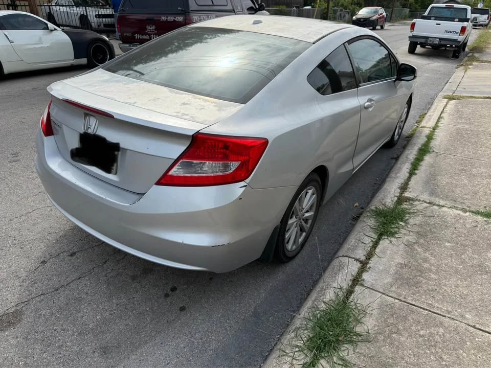 2012 Honda Civic 9th Gen - Image 3 of 5