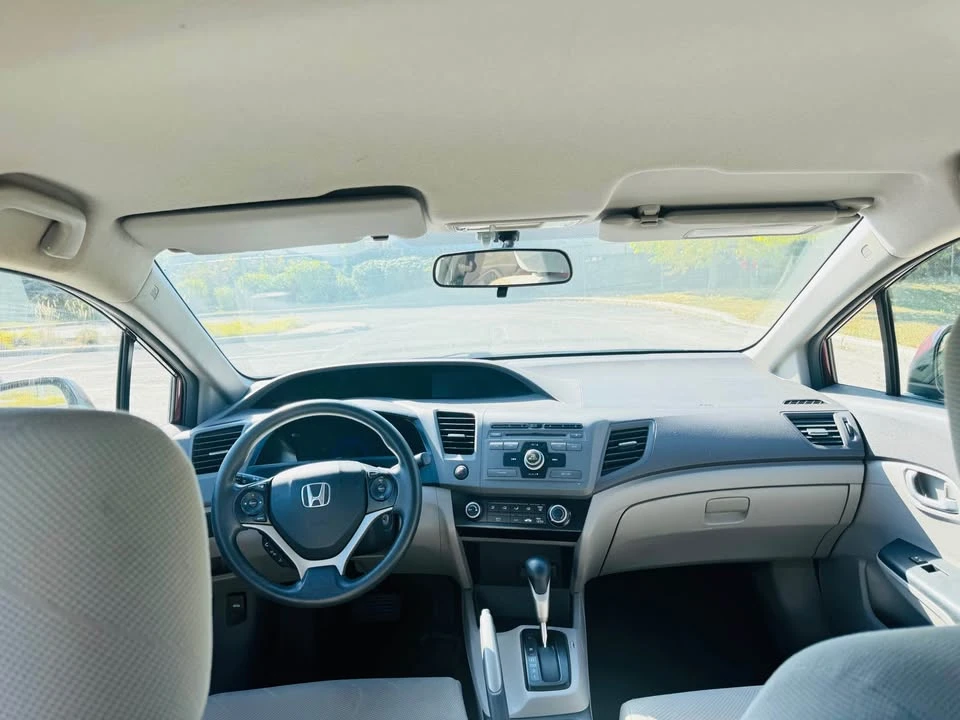 2012 Honda Civic 9th Gen - Image 5 of 15