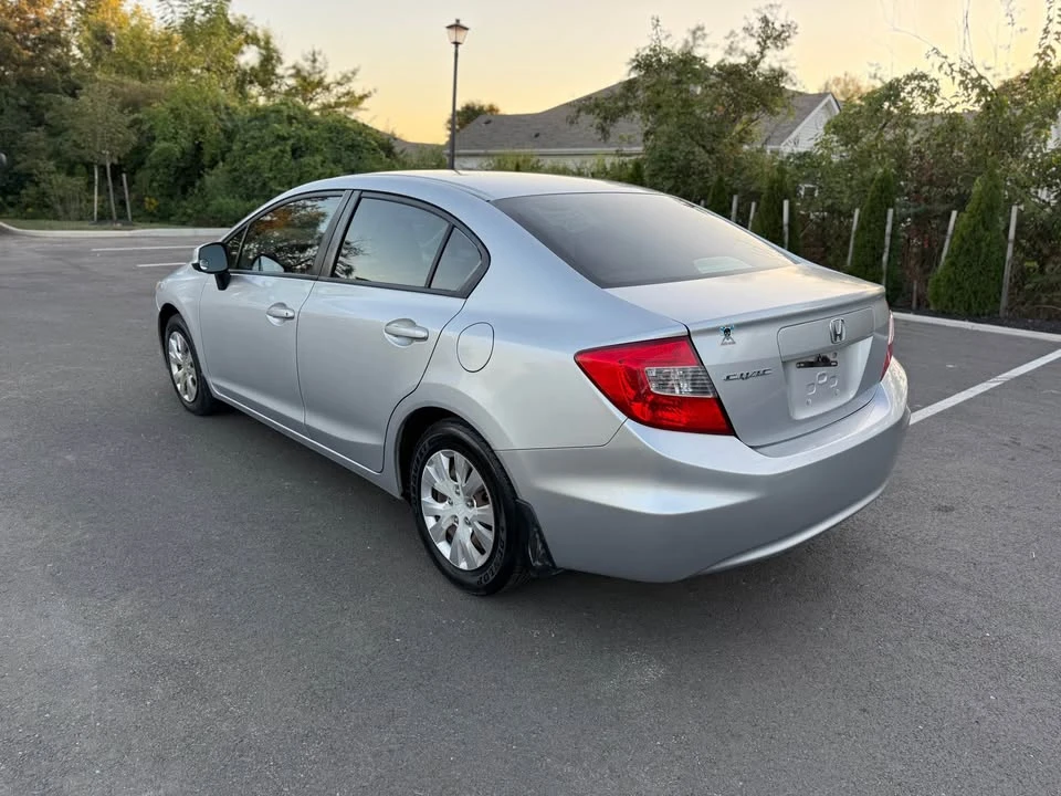 2012 Honda Civic 9th Gen - Image 6 of 9