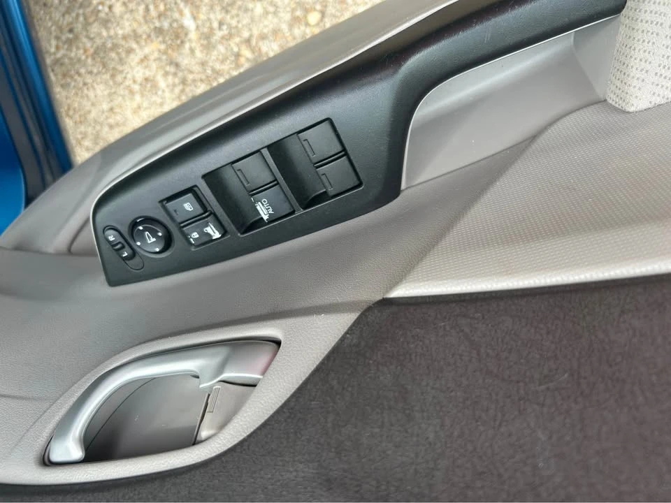 2012 Honda Civic 9th Gen - Image 10 of 12