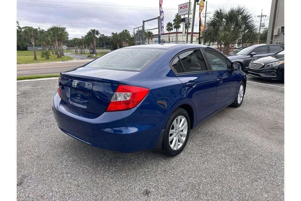2012 Honda Civic 9th Gen - Image 4 of 19