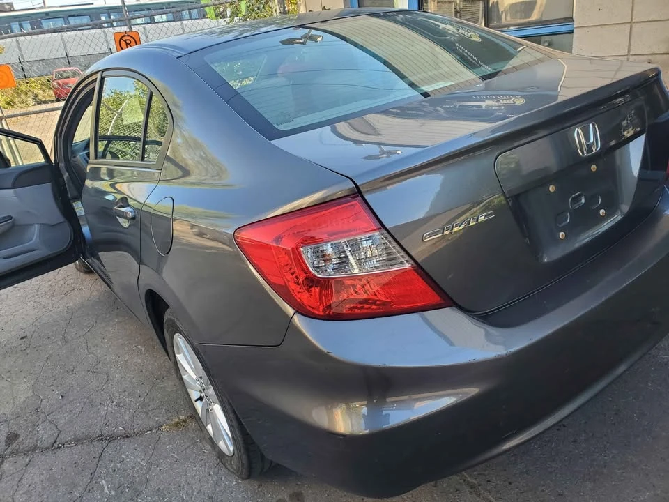 2012 Honda Civic 9th Gen - Image 5 of 7