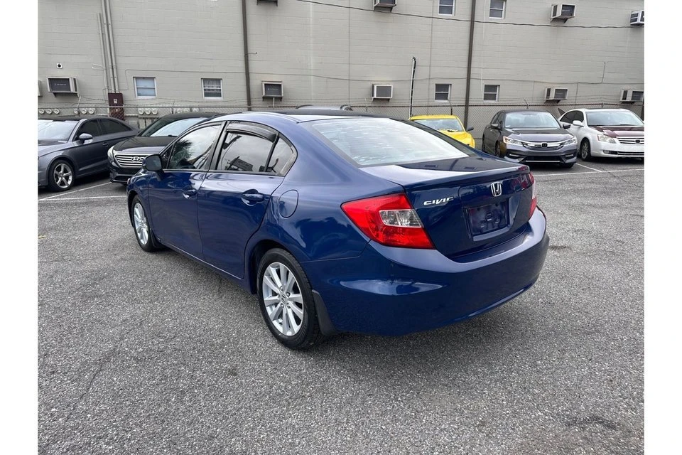 2012 Honda Civic 9th Gen - Image 6 of 19