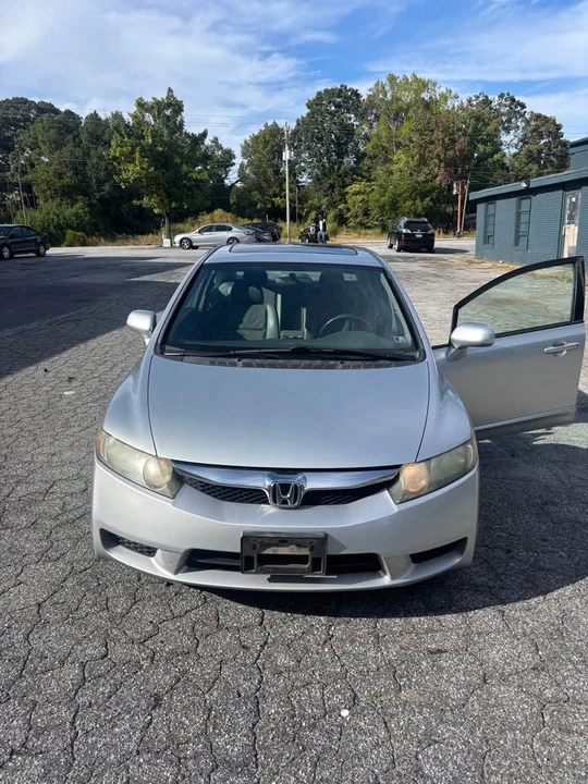 2012 Honda Civic 9th Gen - Image 2 of 12