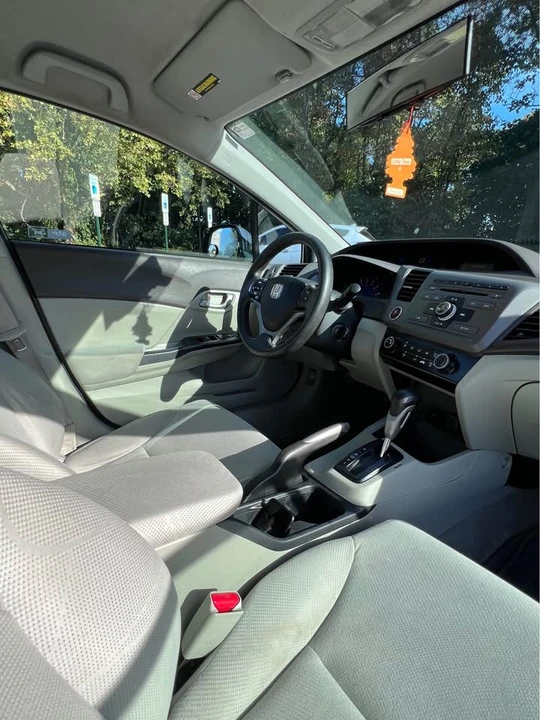 2012 Honda Civic 9th Gen - Image 10 of 16