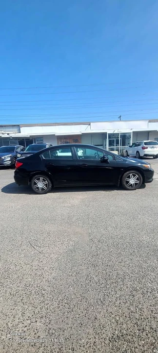 2012 Honda Civic 9th Gen - Image 3 of 10