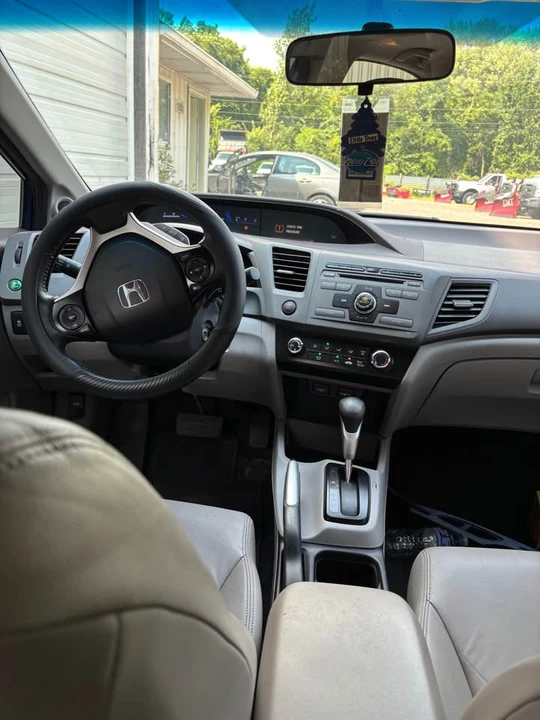 2012 Honda Civic 9th Gen - Image 6 of 9