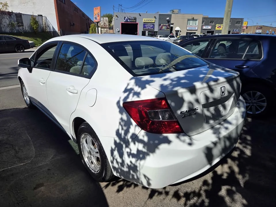 2012 Honda Civic 9th Gen - Image 4 of 10