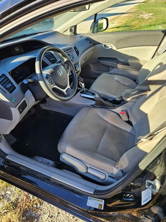 2012 Honda Civic 9th Gen - Image 4 of 10