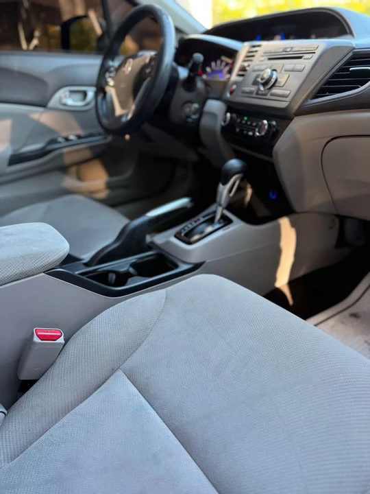 2012 Honda Civic 9th Gen - Image 6 of 11