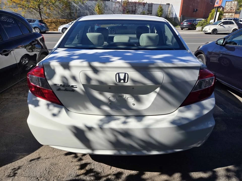 2012 Honda Civic 9th Gen - Image 5 of 10