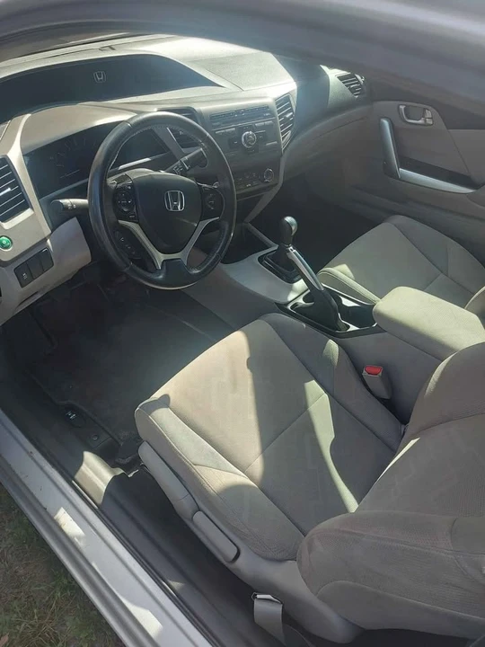 2012 Honda Civic 9th Gen - Image 3 of 5