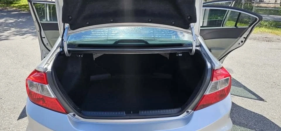 2012 Honda Civic 9th Gen - Image 12 of 15