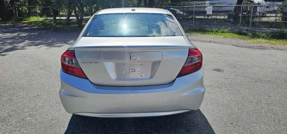 2012 Honda Civic 9th Gen - Image 4 of 15