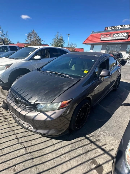 2012 Honda Civic 9th Gen - Image 2 of 6
