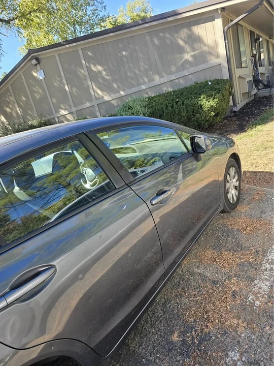 2012 Honda Civic 9th Gen - Image 4 of 8