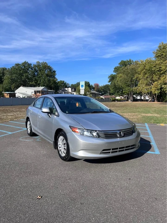 2012 Honda Civic 9th Gen - Image 8 of 16