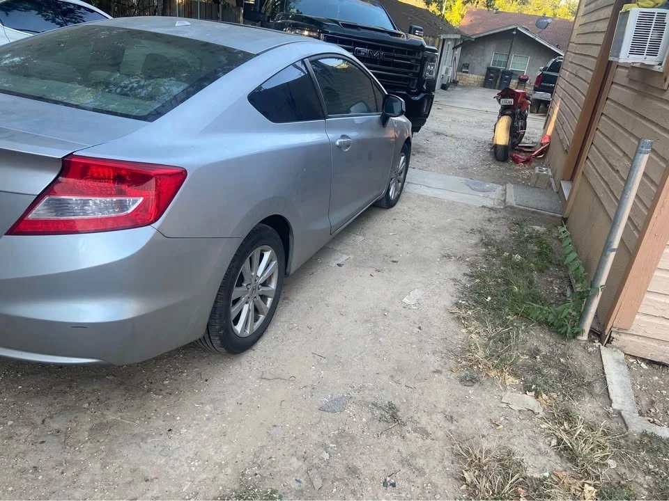 2012 Honda Civic 9th Gen - Image 2 of 3