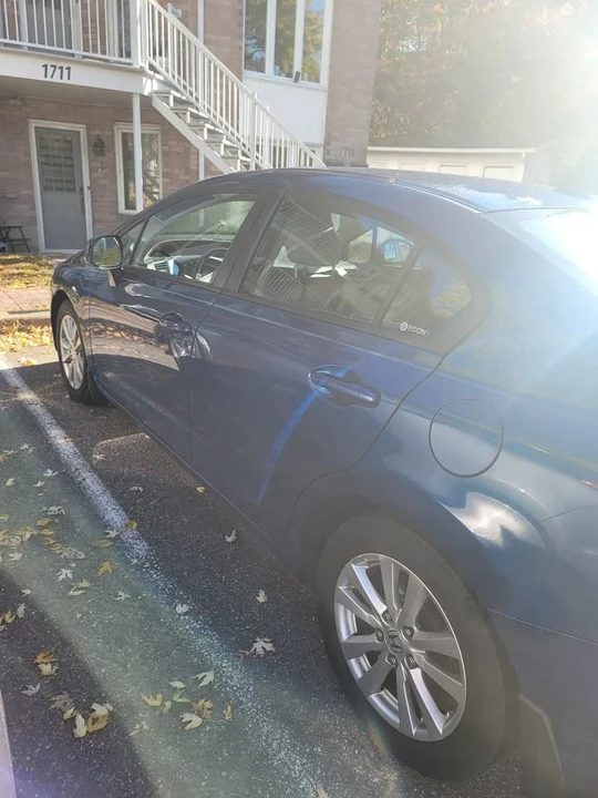 2012 Honda Civic 9th Gen - Image 2 of 9