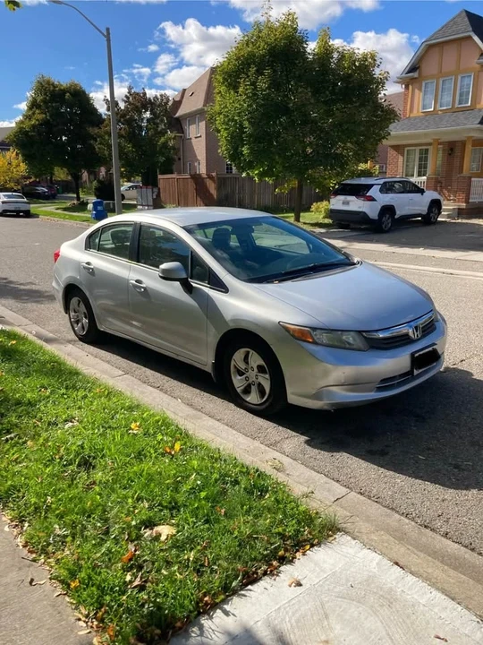 2012 Honda Civic 9th Gen - Image 2 of 5