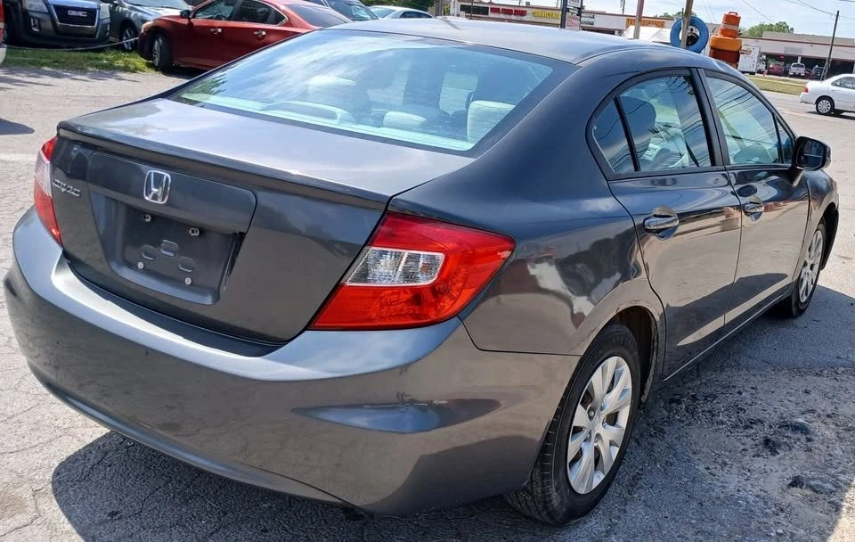 2012 Honda Civic 9th Gen - Image 6 of 10