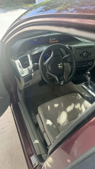 2012 Honda Civic 9th Gen - Image 2 of 6