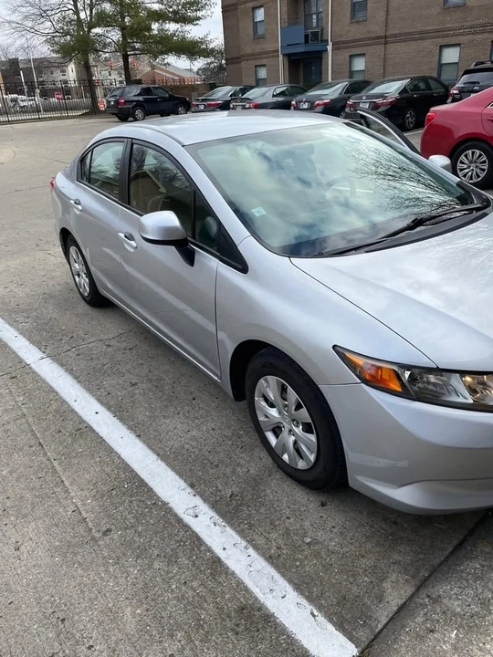 2012 Honda Civic 9th Gen - Image 4 of 6