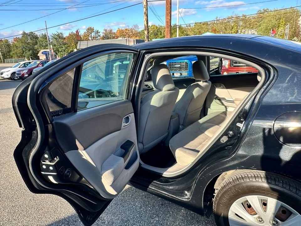 2012 Honda Civic 9th Gen - Image 15 of 19