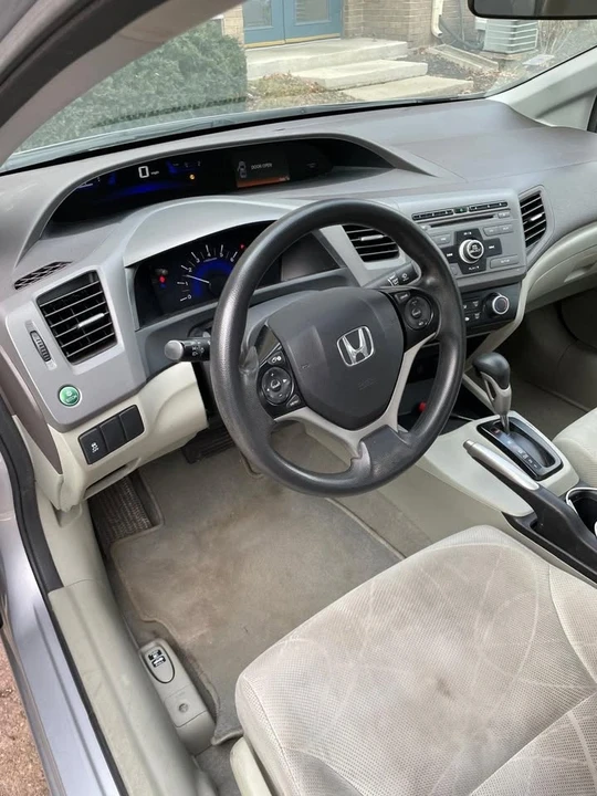 2012 Honda Civic 9th Gen - Image 2 of 6